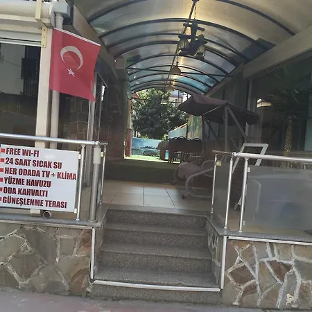 汽车旅馆 Arslanturk Ada Buti̇k