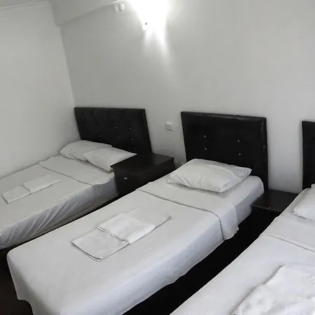 Arslanturk Ada Buti̇k Motel Kusadası