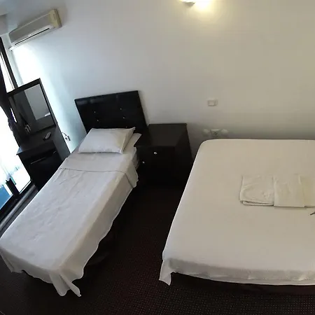 汽车旅馆 Arslanturk Ada Buti̇k 库萨达斯