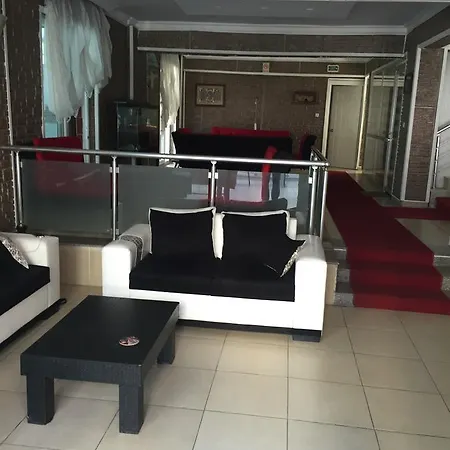 Arslanturk Ada Buti̇k Motel Kusadası